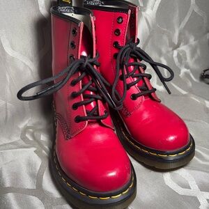 Doc Martens size 5 Women’s Air Cushion Boots